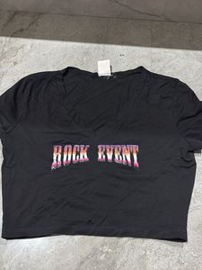 Graphic Crop Top