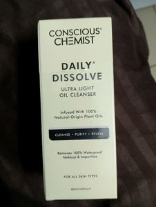 Ultra Light Oil Cleanser