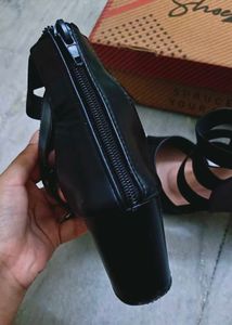 Stylish Black Block Heel Sandals 🖤