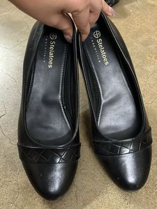 Classic Black StelaToes Heels