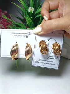 Pack Of 2 Gold Earrings