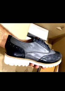 Unavera Rosch Wingtip Brogue Shoes Black
