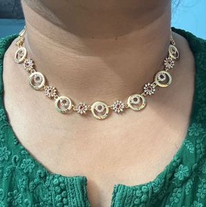 Elegant Gold-Tone Necklace with CZ Stones