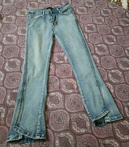 Light Wash Split Hem Flare Jeans