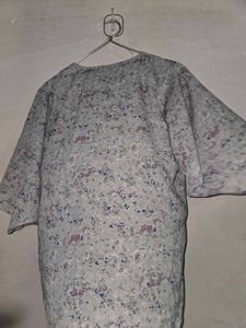 Chic Floral Print V-Neck Blouse