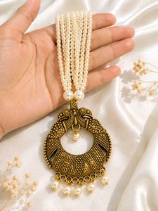 Elegant Pearl & Gold-Tone Pendant Necklace
