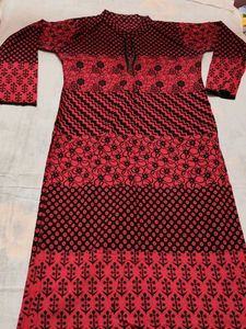 Red &amp; Black Printed Kurta