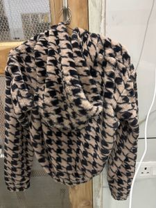 Cozy Houndstooth Fleece Jacket