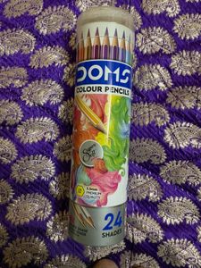 Colored Pencils Set