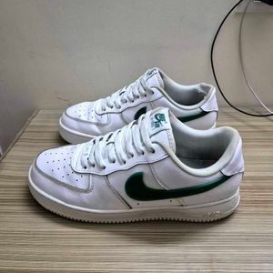Nike Air Force 1 Sneakers