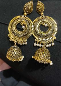 Traditional Gold Jhumka Earrings
