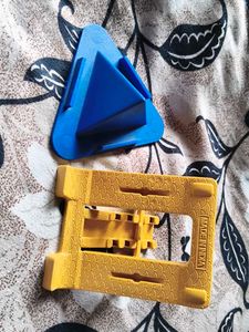 Pair of Phone Stands