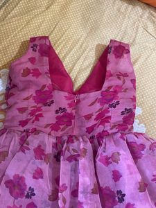 Cute Floral Dress Vacation Outfit