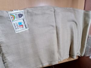 ❤️WOOL MARK Marino Shawl ❤️ 🔥 New Unused With Tag ❤️ Unisex, Light Grey