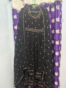Elegant Black Embroidered Kurta Set