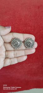 Earing collection
