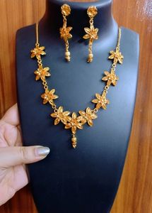 Golden Jewellery Set
