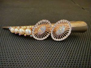 Elegant Pearl &amp; Rhinestone Hair Claw Clip