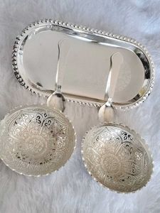 🎀🆕 Silver Plated Bowl Set with Spoons &amp; Box💖