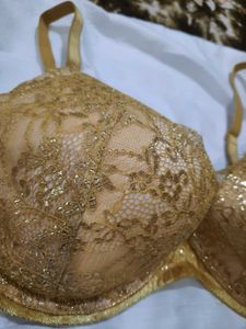 VS Lace Padded Bra