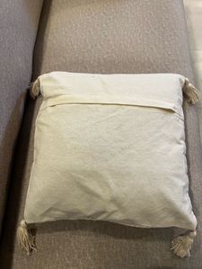 Decorative Daisy Pillow Cover-2