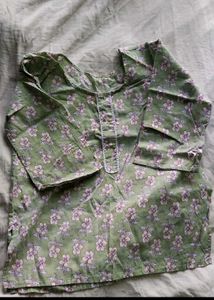 Charming Floral Print Kurta