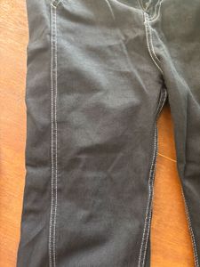 FLASH SALE@400 Freakins Black Jeans with tags