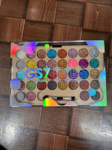 GS7 Glitter Eyeshadow Palette