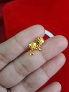 Flower Earrings 🌼 bk fast