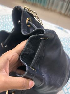 Hidesign Pure Leather Bucket Bag