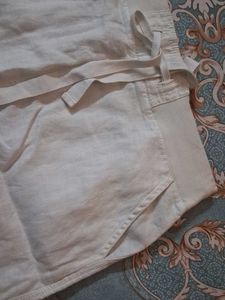 Women's White Linen Shorts