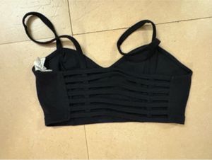Black Crop Top open back (FOREVER21)