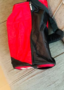 PRIZE DROP ALERT 🚨 RED AND BLACK Travel Bag