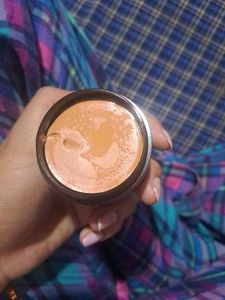 Make-Up Studio Foundation