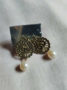 Traditional Jhumka &amp; Pearl Earrings Set