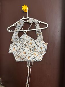 Missa More Back tie up Halter Neck Crop Top