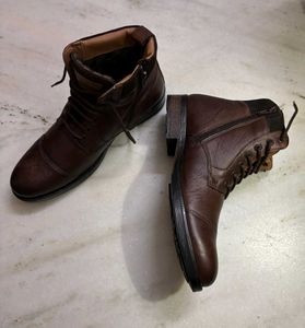 🆕Red Tape Leather Ankle Length Boots for Men