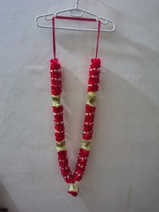 Handcrafted Red &amp; Gold Flower Mala