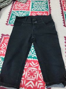 black cropped pants