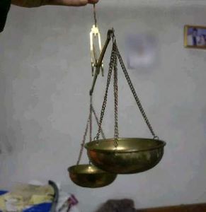 Vintage Brass Balance Scale