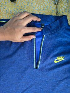 Nike Men's Blue Pullover T-Shirt