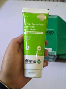 The Derma Co. Mattifying Moisturizer