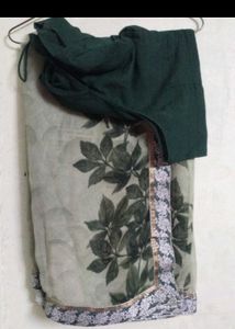 Elegant Saree with Leaf Print and Blouse