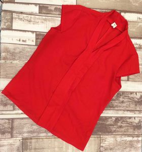 Chic Red Cap Sleeve Top