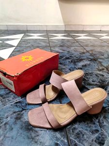 Vishudh Mauve Heeled Sandals
