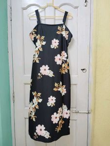 black bodycon dress