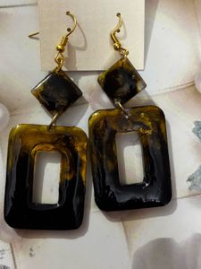 Rose &amp; Shoe Resin Keychain with 1 Earrings 3 combo