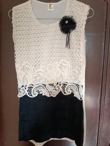 Cute Black And White Top With Flower  Patch ♥️