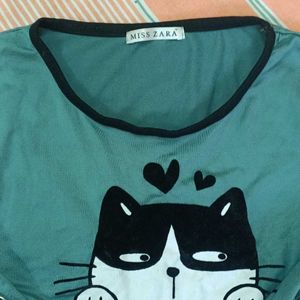 Cute Cat "Meow" Graphic T-Shirt