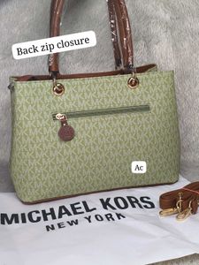 Michael Kors Signature Tote Bag